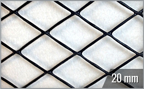 Malla Romboidal Negra 20 x 20 mm